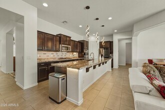 21080 N 76th Ave in Glendale, AZ - Building Photo - Building Photo