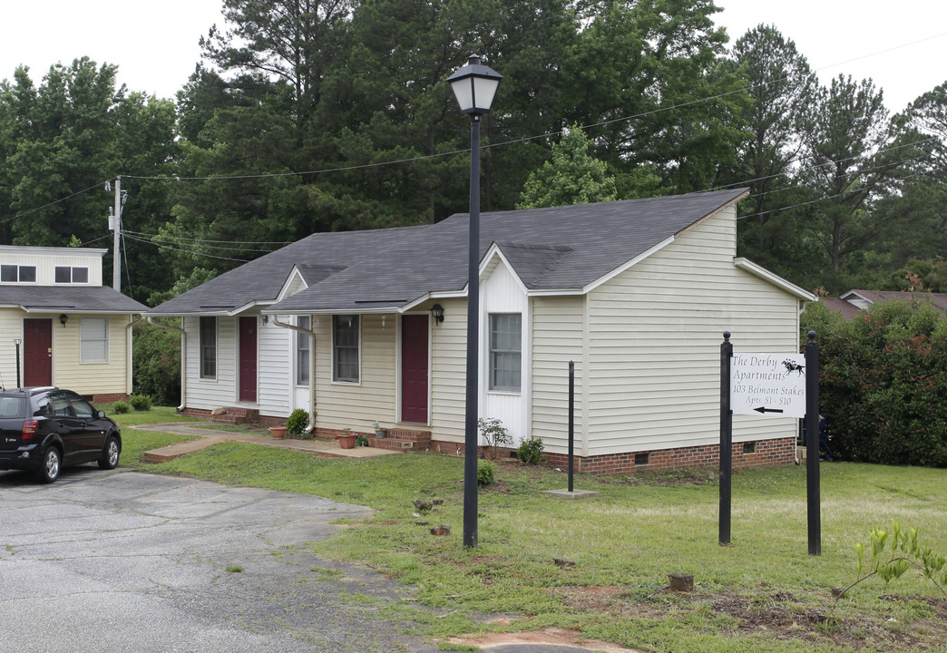 The Derby Apartments in Clinton, SC - Building Photo