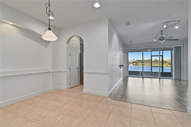 2501 Harwich Dr in Kissimmee, FL - Building Photo - Building Photo