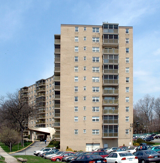Park Royal in Bridgeport, CT - Foto de edificio - Building Photo