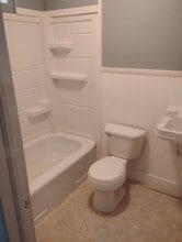 56 Clinton St, Unit 56 3R in Binghamton, NY - Foto de edificio - Building Photo