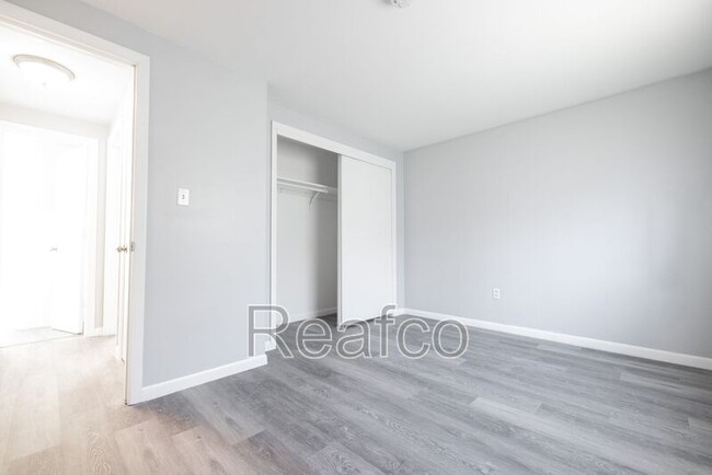 1045 Binns Blvd in Columbus, OH - Building Photo - Building Photo