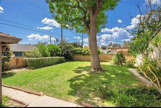 19738 Gresham St in Northridge, CA - Building Photo - Building Photo
