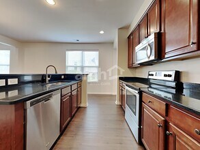 285 Oglethorpe Cir in Moncks Corner, SC - Building Photo - Building Photo