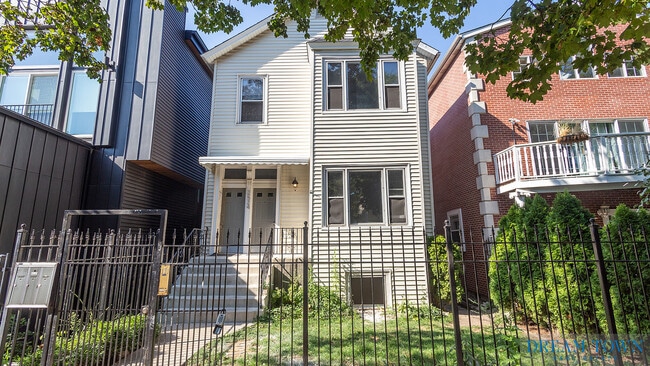 2524 W Palmer St, Unit 1R
