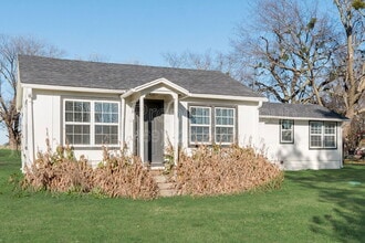 192 Diamond Rnch Rd in Whitesboro, TX - Building Photo - Building Photo