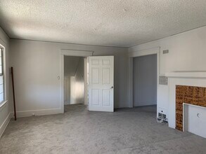 120 N Berendo St in Los Angeles, CA - Building Photo - Building Photo