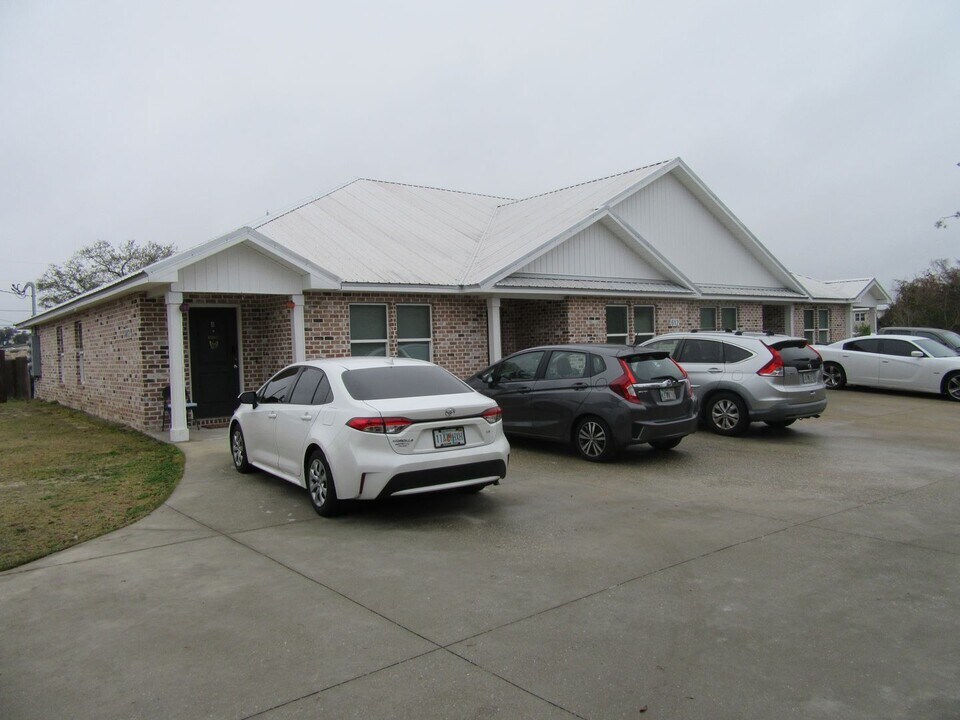 612 Helen Ave in Panama City, FL - Building Photo