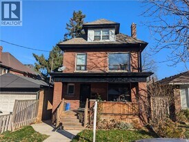 81 Dunsmure Rd in Hamilton, ON - Building Photo