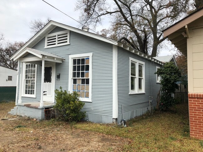 2906 Regent St in Shreveport, LA - Building Photo - Building Photo