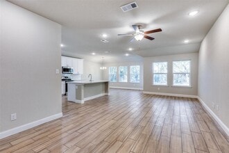 3305 Avenue J, Unit Apt 6 in Fort Worth, TX - Building Photo - Building Photo