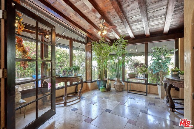 property at 424 N Arden Blvd