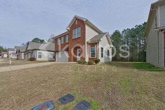 11539 Crimson Ridge Rd in Brookwood, AL - Foto de edificio - Building Photo