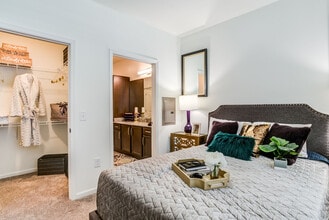 Allure Apollo in Camp Springs, MD - Foto de edificio - Interior Photo