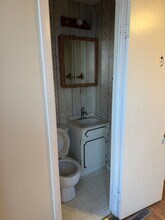 222 NE 4th St in Abilene, KS - Building Photo - Building Photo