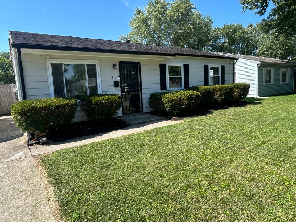 1127 Dibert Ave in Springfield, OH - Building Photo