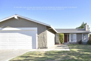 1120 Whipporwill Way in Suisun City, CA - Building Photo