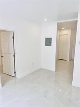 1717 NW 15th Street Rd in Miami, FL - Building Photo - Building Photo