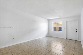 1747 Rodman St in Hollywood, FL - Building Photo - Building Photo