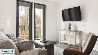 44 Braves Ave in Lawrenceville, GA - Building Photo