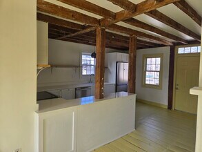 5 Oil Mill Ln, Unit 5 in Chepachet, RI - Building Photo - Building Photo