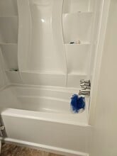 587 Jackson Park Ln in Suwanee, GA - Foto de edificio - Building Photo