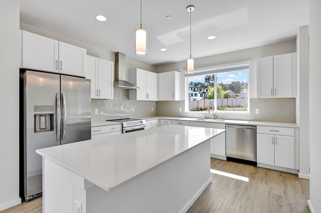 3618 W Mukilteo Blvd in Everett, WA - Foto de edificio - Building Photo