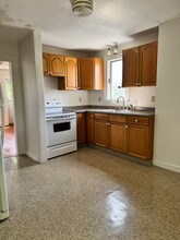 25 School St in Jewett City, CT - Building Photo - Building Photo