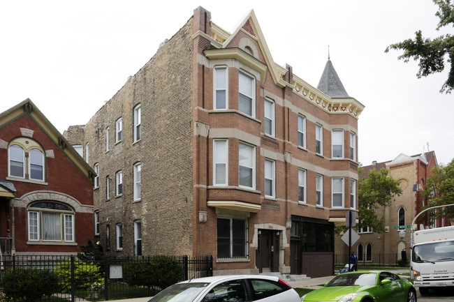 1456-1458 N Maplewood Ave in Chicago, IL - Building Photo - Building Photo