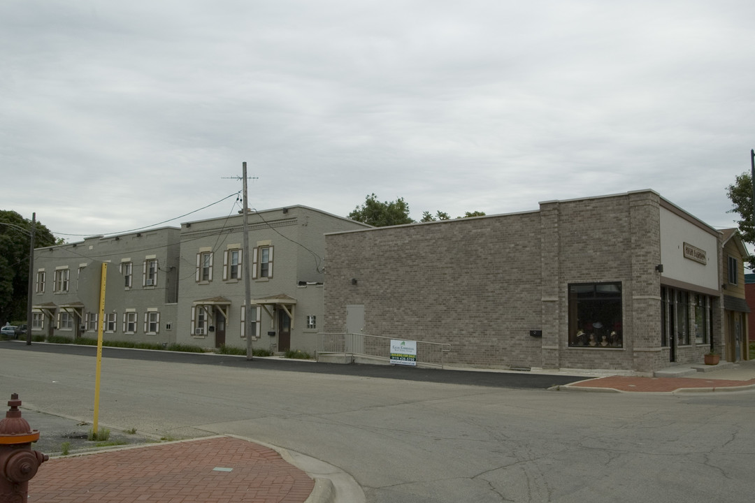 4-6 Irving St in Joliet, IL - Foto de edificio