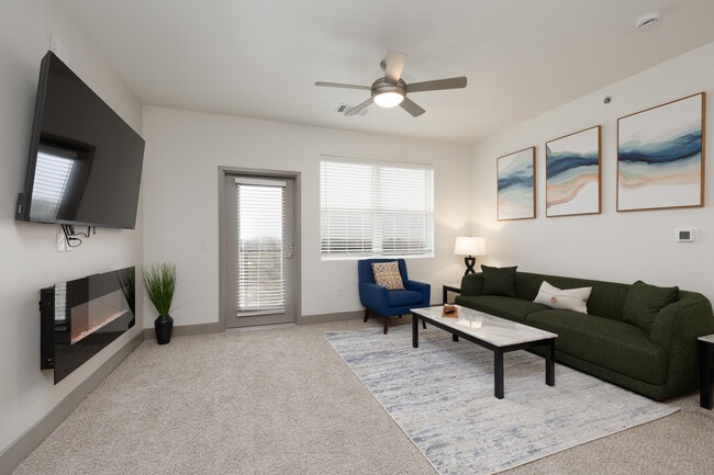 Pueblo Springs in Pueblo, CO - Foto de edificio - Interior Photo