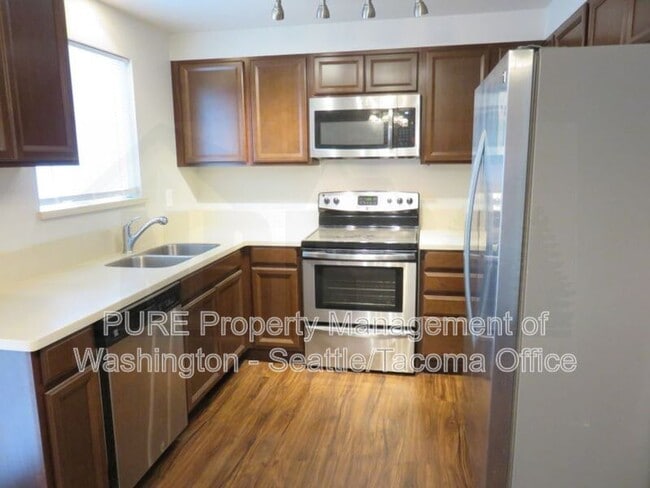 511 Malibu Dr SE in Olympia, WA - Foto de edificio - Building Photo