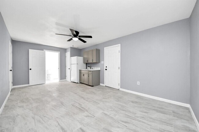 5103 Karu Dr in Spring, TX - Building Photo - Building Photo
