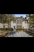 2418 Piering Dr in Stonecrest, GA - Foto de edificio - Building Photo