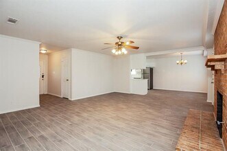 309 Jagoe St in Krum, TX - Building Photo - Building Photo