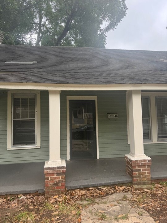 1348 Glover St in Orangeburg, SC - Building Photo