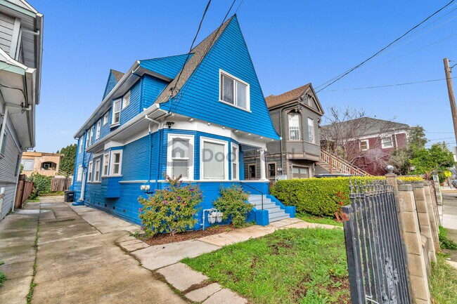 3827 West St in Oakland, CA - Building Photo - Building Photo