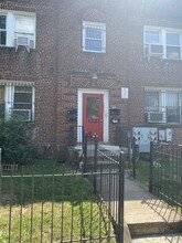 1235 Holbrook Ter NE, Unit #2 1235 Holbrook Terr ne in Washington, DC - Building Photo - Building Photo