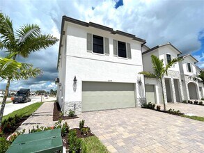 23174 SW 129th Pl in Goulds, FL - Building Photo - Building Photo