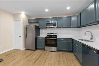 100 Kurtz St in Brenham, TX - Building Photo - Building Photo
