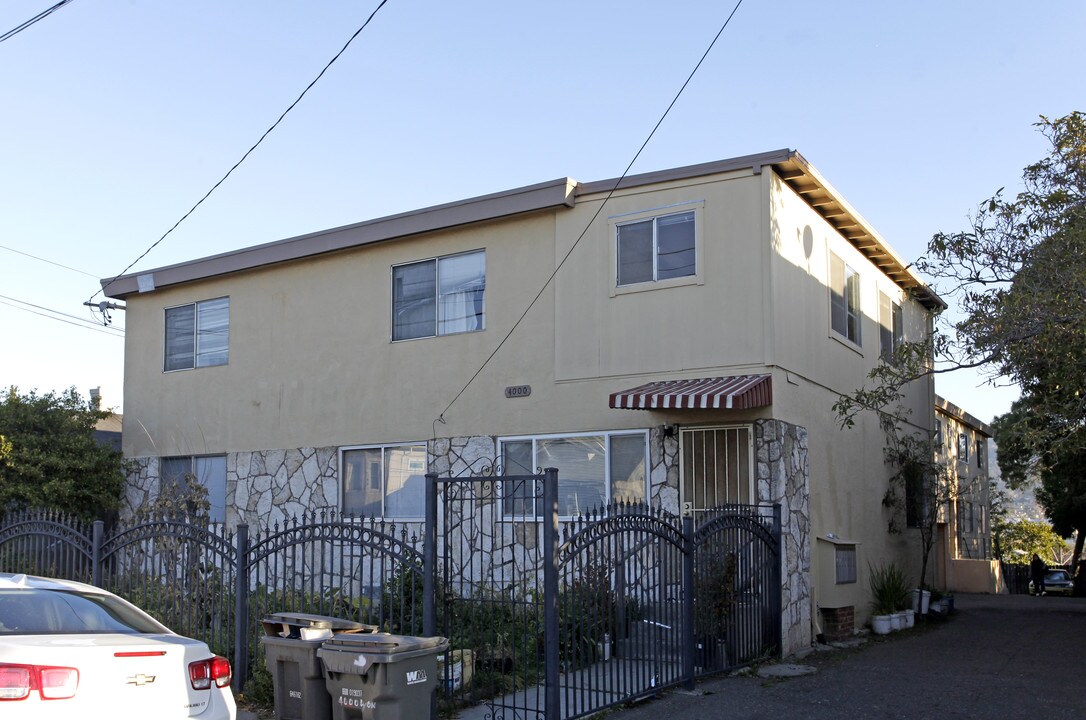 4000 Lyon Ave in Oakland, CA - Building Photo