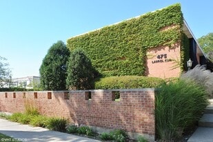 475 Laurel Ave in Highland Park, IL - Building Photo