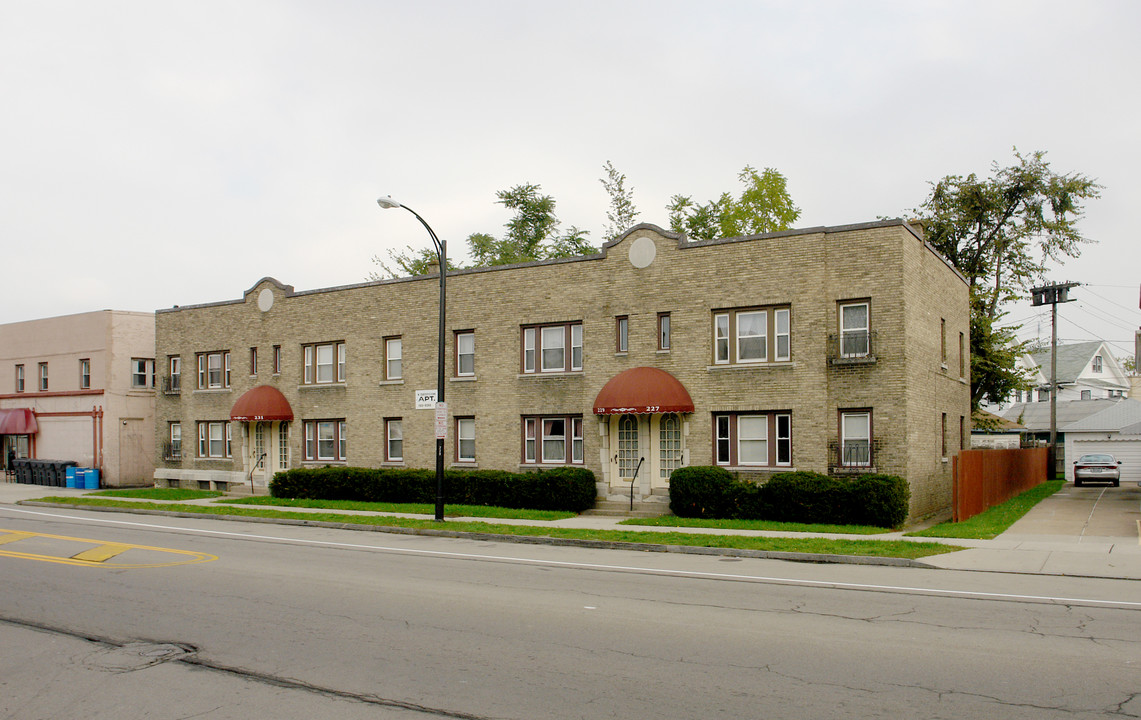 227-233 Colvin Ave in Buffalo, NY - Foto de edificio