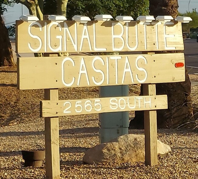 2565 S Signal Butte Rd in Mesa, AZ - Building Photo - Building Photo