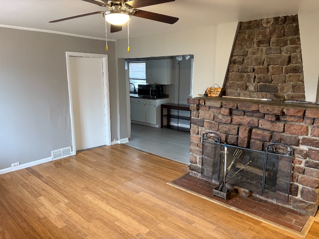 134 Carter Lake Club in Carter Lake, IA - Building Photo - Building Photo