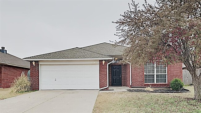 6816 NW 136th Pl