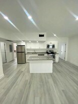 7291 Gary Ave in Miami Beach, FL - Building Photo