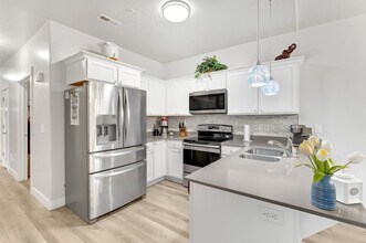2212 W Main St, Unit A301 in Lehi, UT - Building Photo - Building Photo