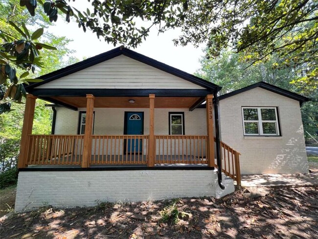 property at 2333 Carver Dr NW