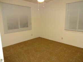 1944 Howe Dr in San Leandro, CA - Building Photo - Building Photo